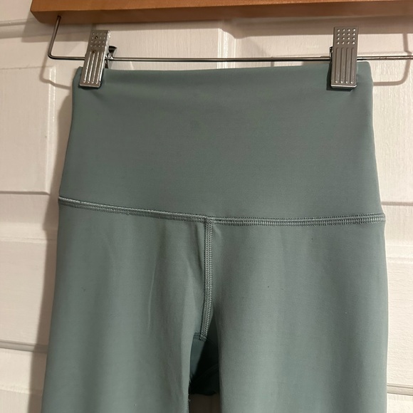 Lululemon Wunder Train Cropped Leggings Size 0 - Picture 9 of 10